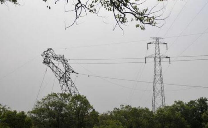 輸電線路桿塔傾斜在線監(jiān)測，做好輸電鐵塔“監(jiān)管員”